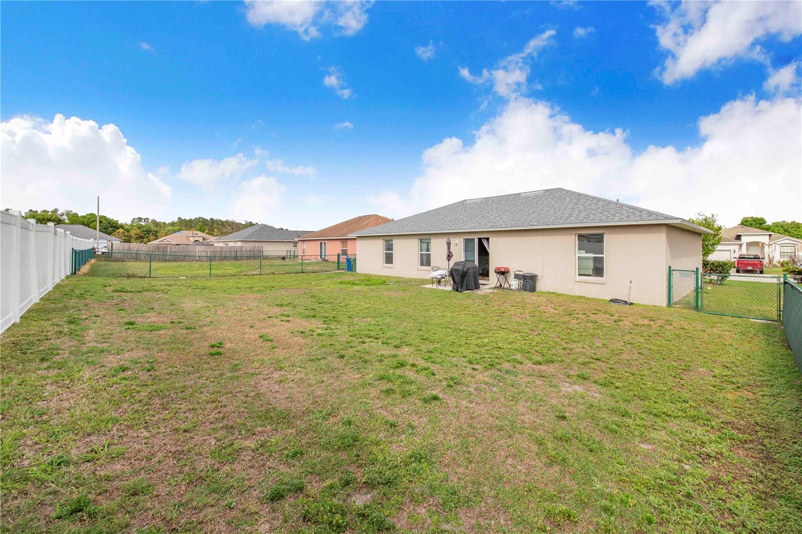 Image 25 of 41 For 1729 Pebble Beach Street