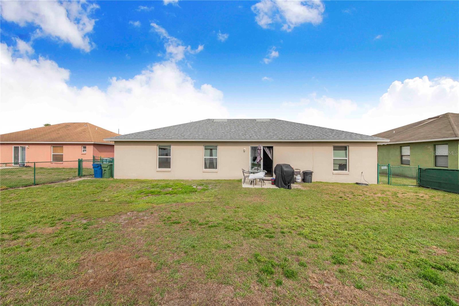 Image 26 of 41 For 1729 Pebble Beach Street