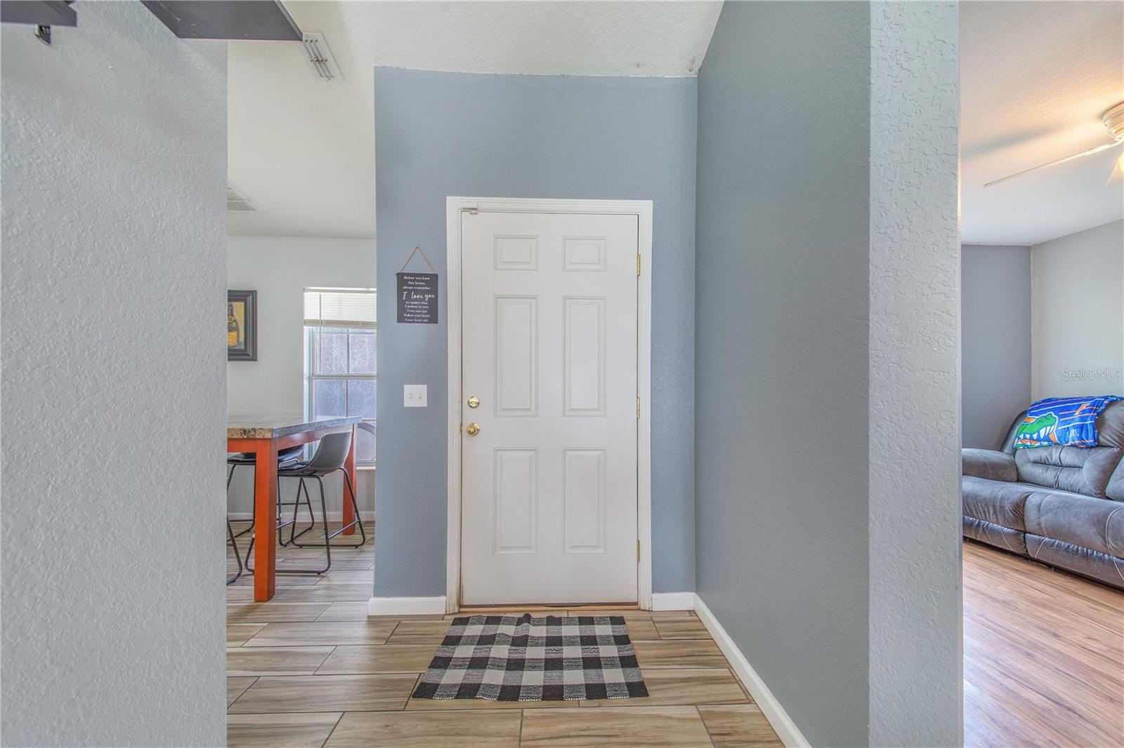 Image 5 of 41 For 1729 Pebble Beach Street