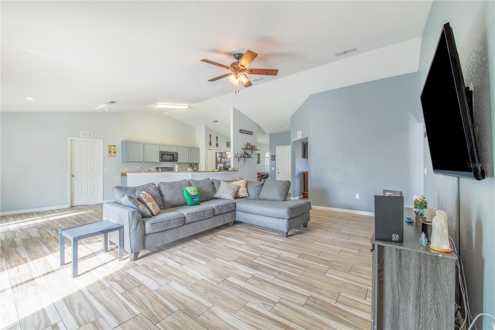 Image 9 of 41 For 1729 Pebble Beach Street