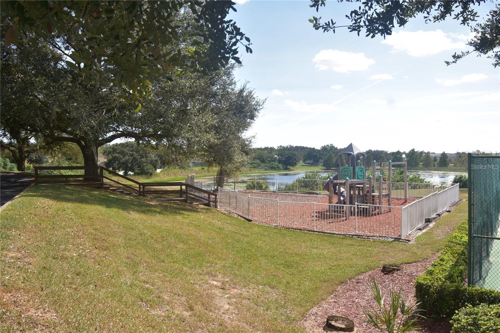 Image 6 of 30 For 1008 Hemingway Circle 1008