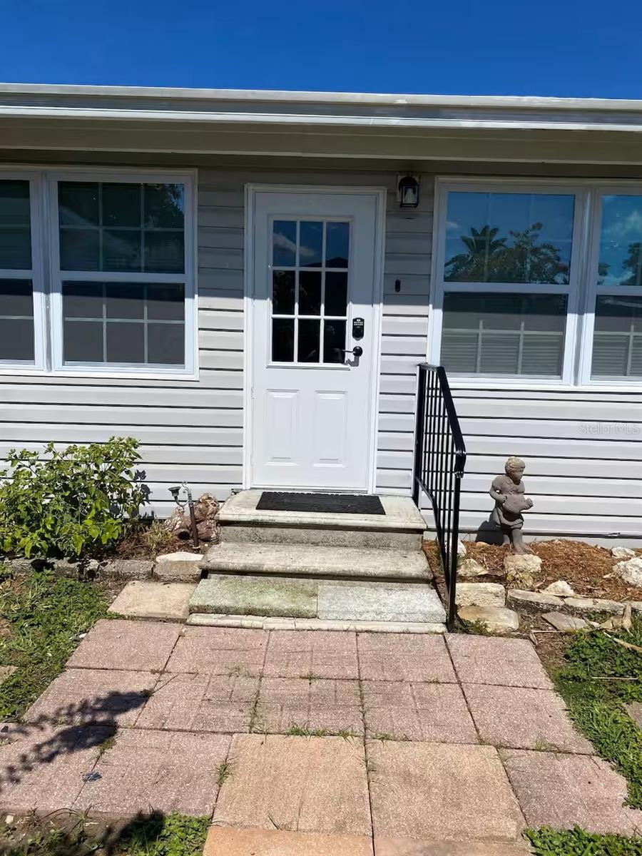 Details for 5247 Alpaca Drive, WEEKI WACHEE, FL 34607