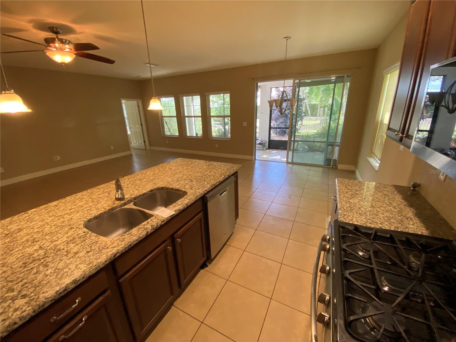 Image 23 of 43 For 532 Manns Harbor Drive