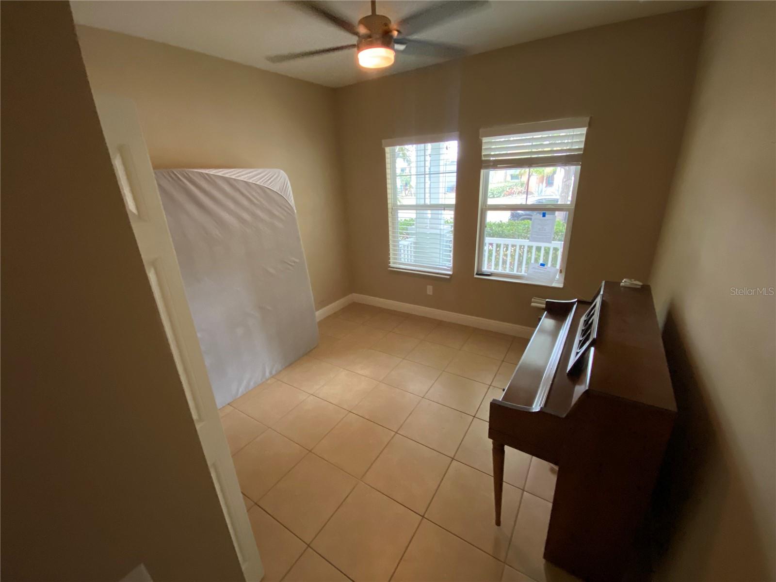 Image 6 of 43 For 532 Manns Harbor Drive