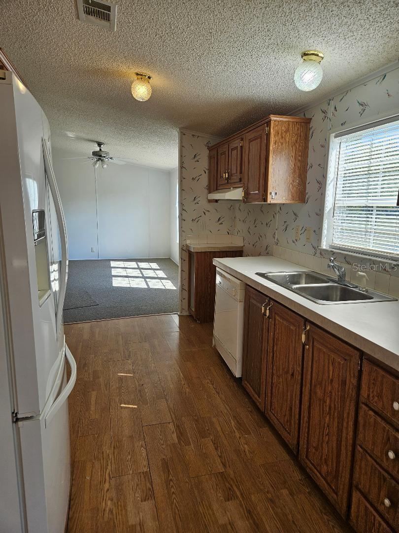 Image 11 of 24 For 4136 Rolling Hills Court E