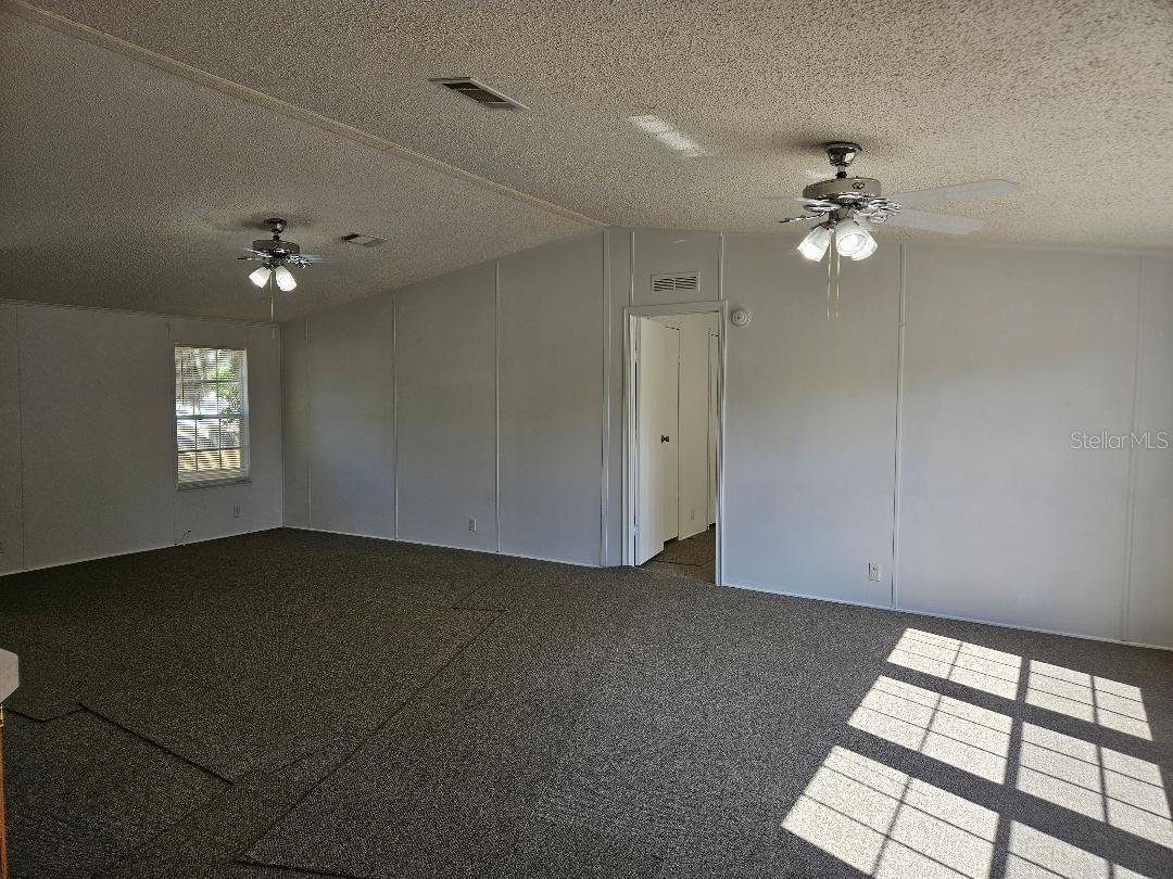 Image 6 of 24 For 4136 Rolling Hills Court E