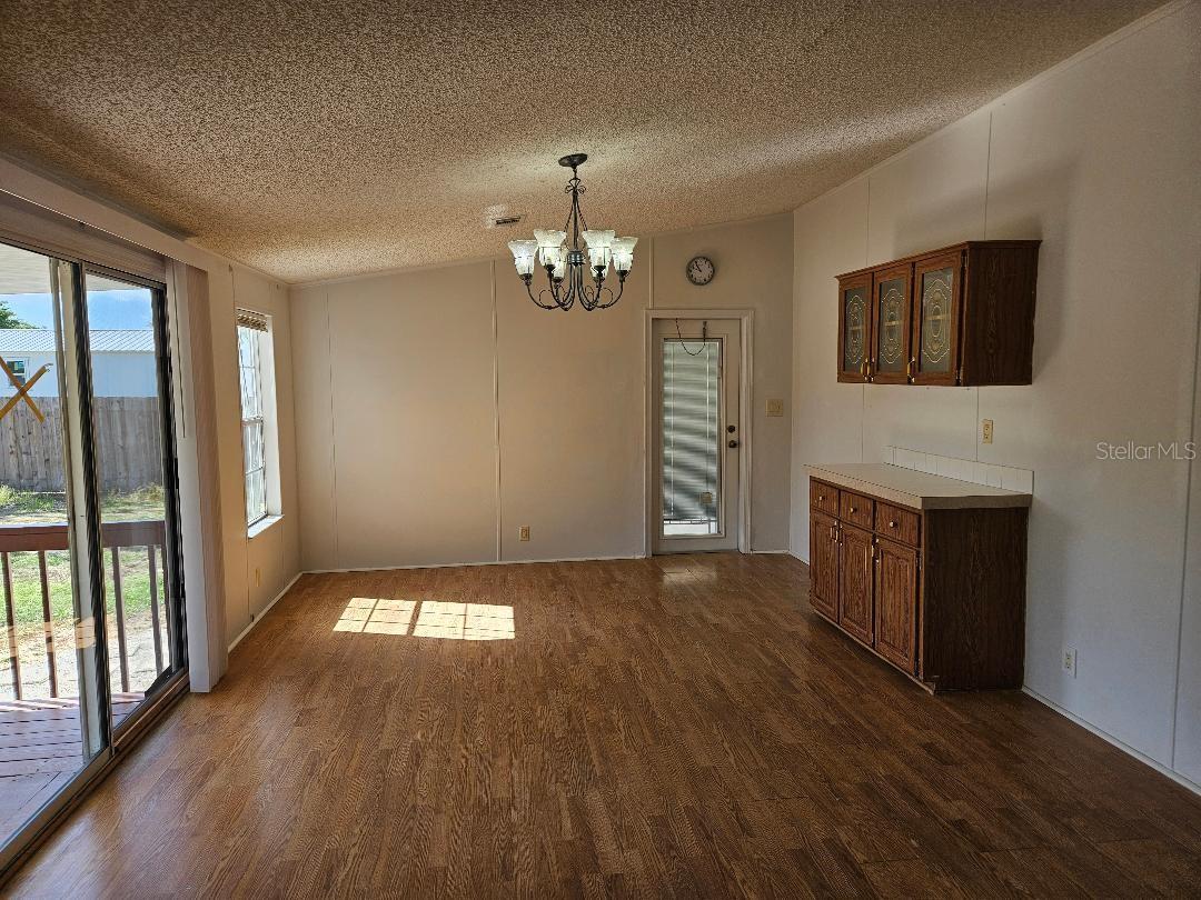 Image 9 of 24 For 4136 Rolling Hills Court E