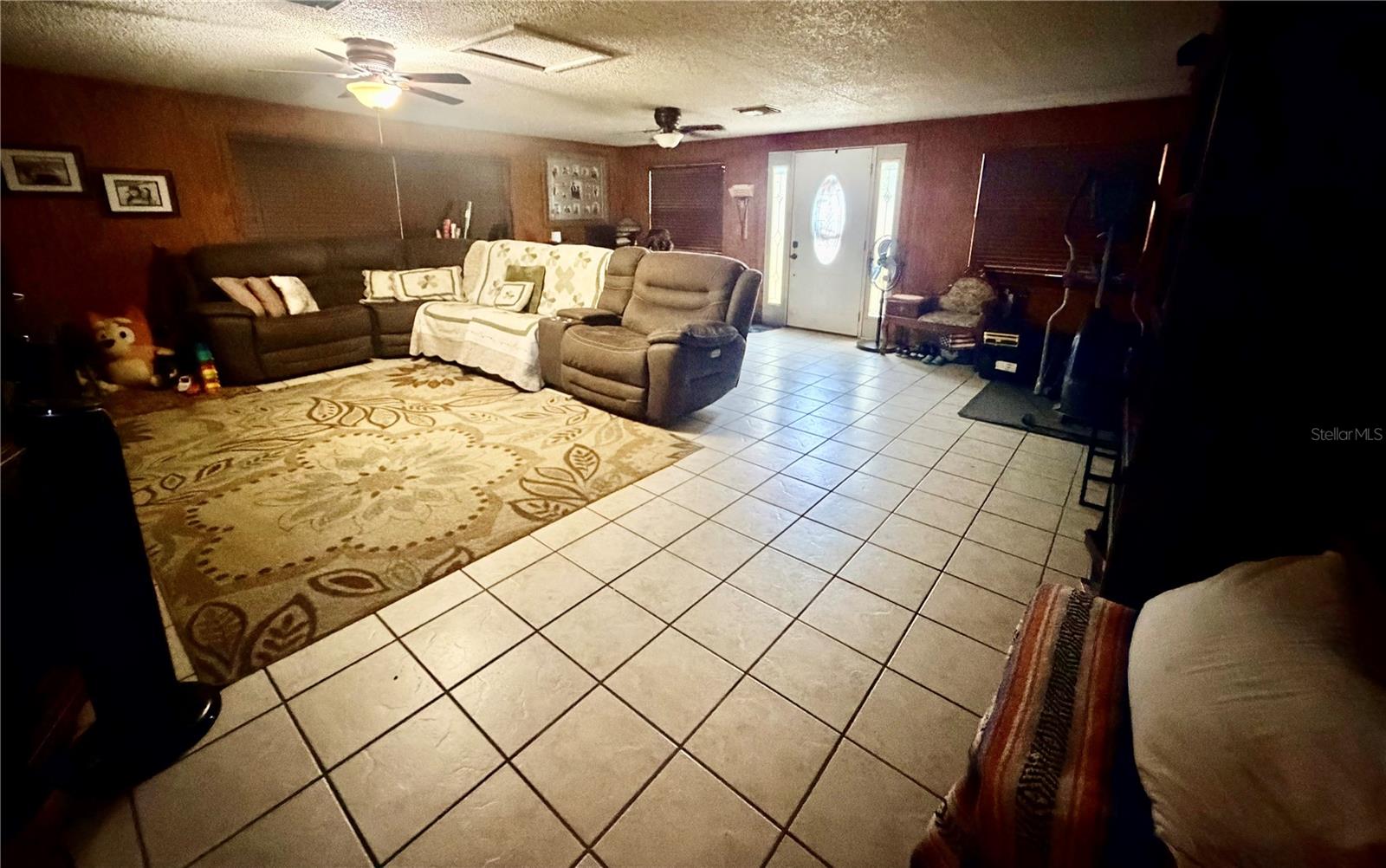 Image 11 of 27 For 104 Cavalier Road