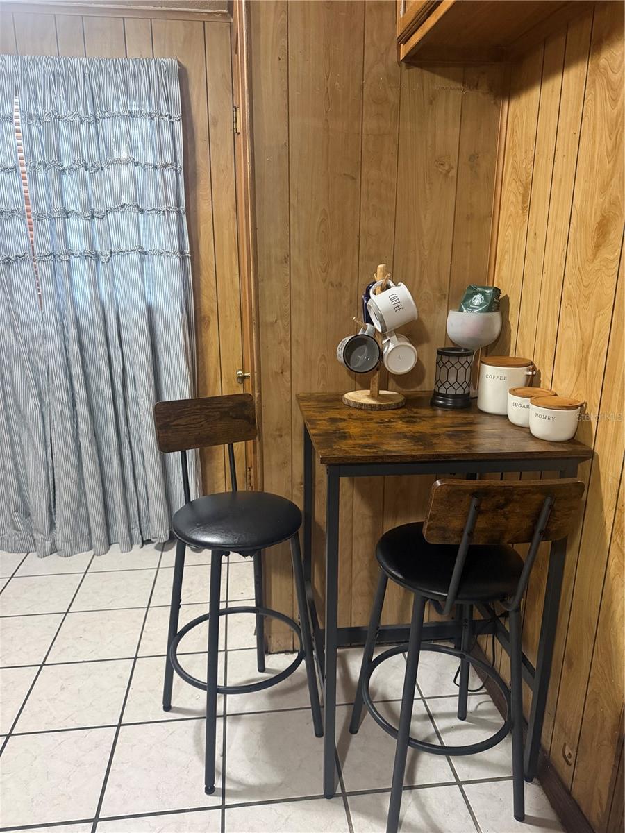 Image 16 of 27 For 104 Cavalier Road