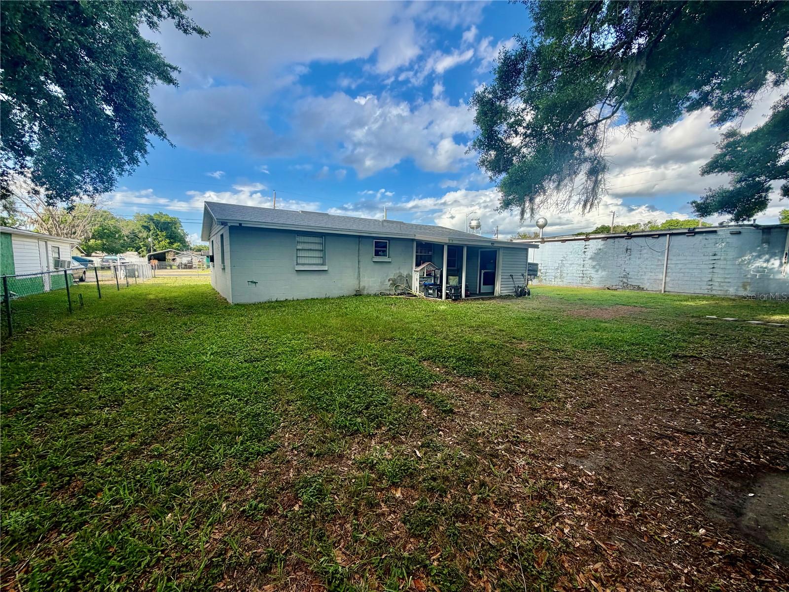 Image 5 of 27 For 104 Cavalier Road