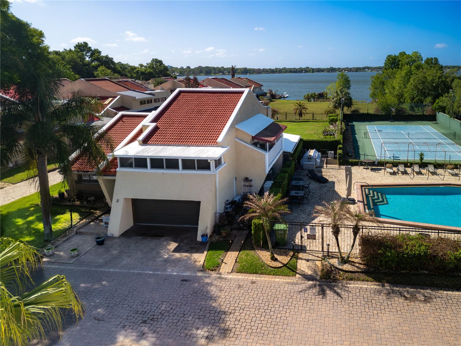 Details for 4 Casarena Court, WINTER HAVEN, FL 33881