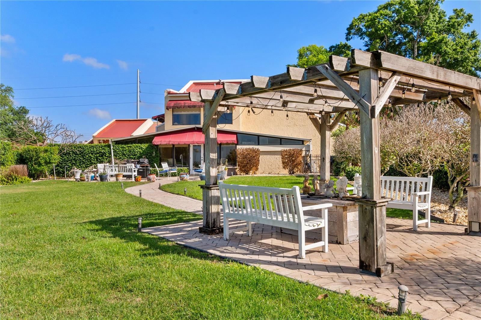 Image 11 of 51 For 4 Casarena Court