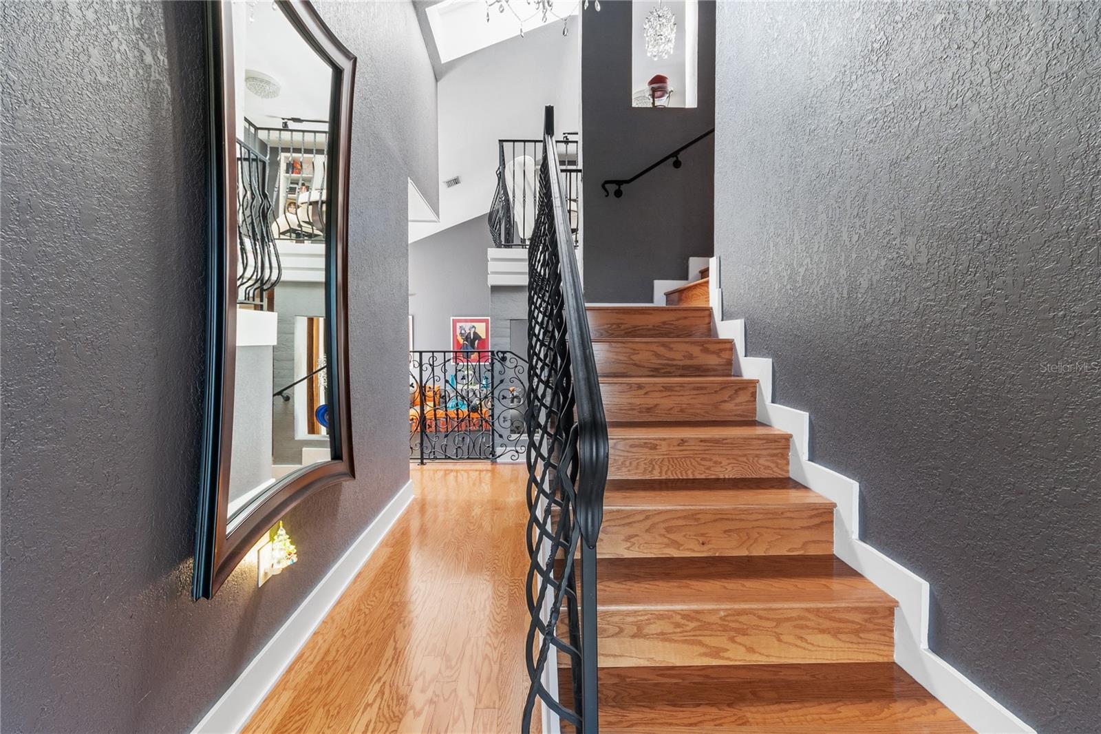 Image 13 of 51 For 4 Casarena Court