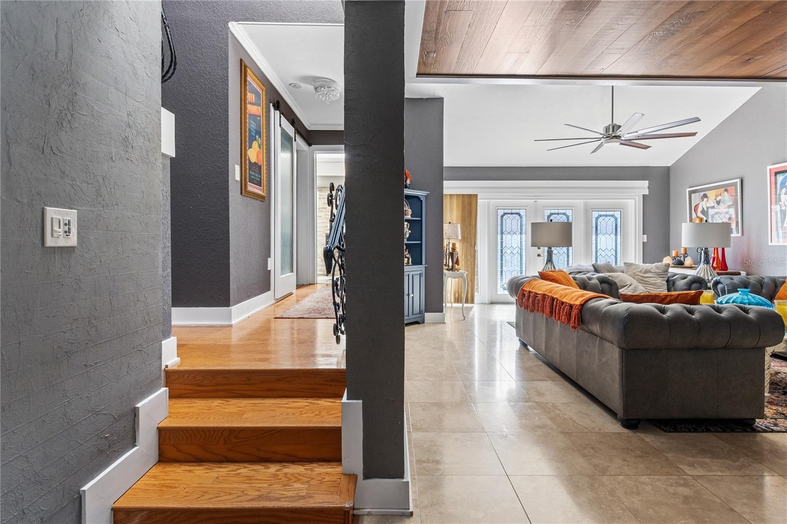 Image 15 of 51 For 4 Casarena Court