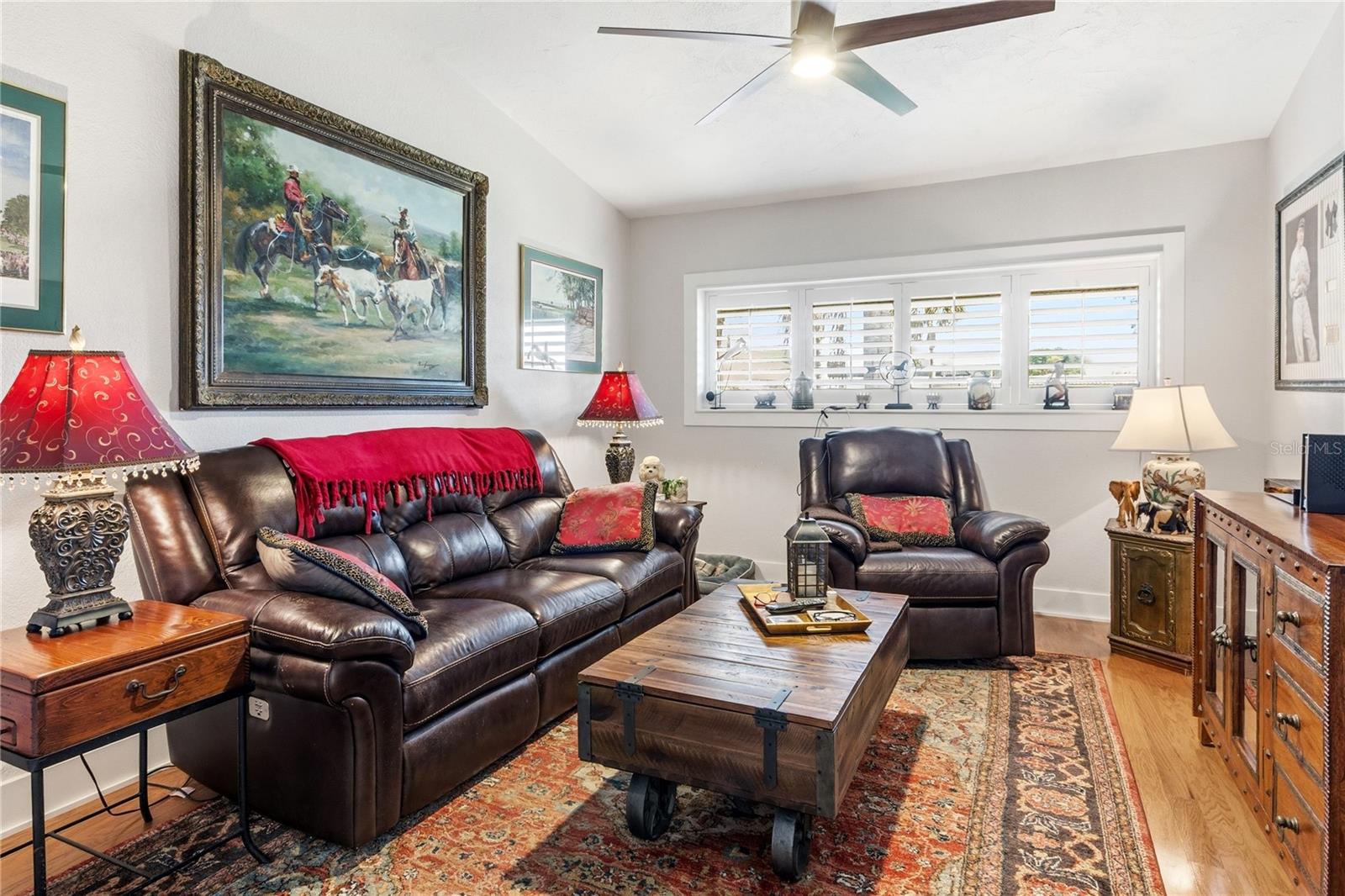 Image 21 of 51 For 4 Casarena Court