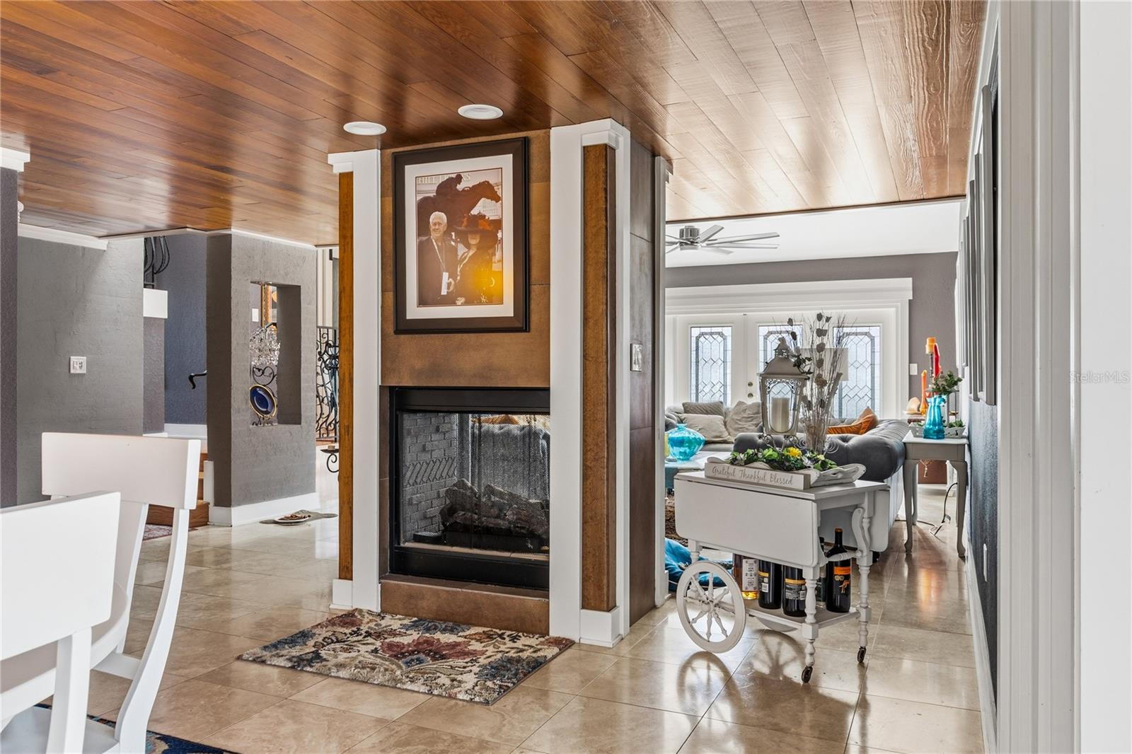 Image 23 of 51 For 4 Casarena Court