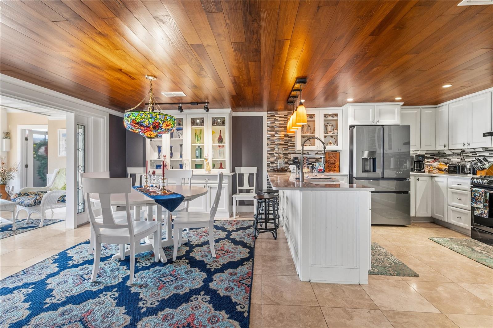 Image 24 of 51 For 4 Casarena Court