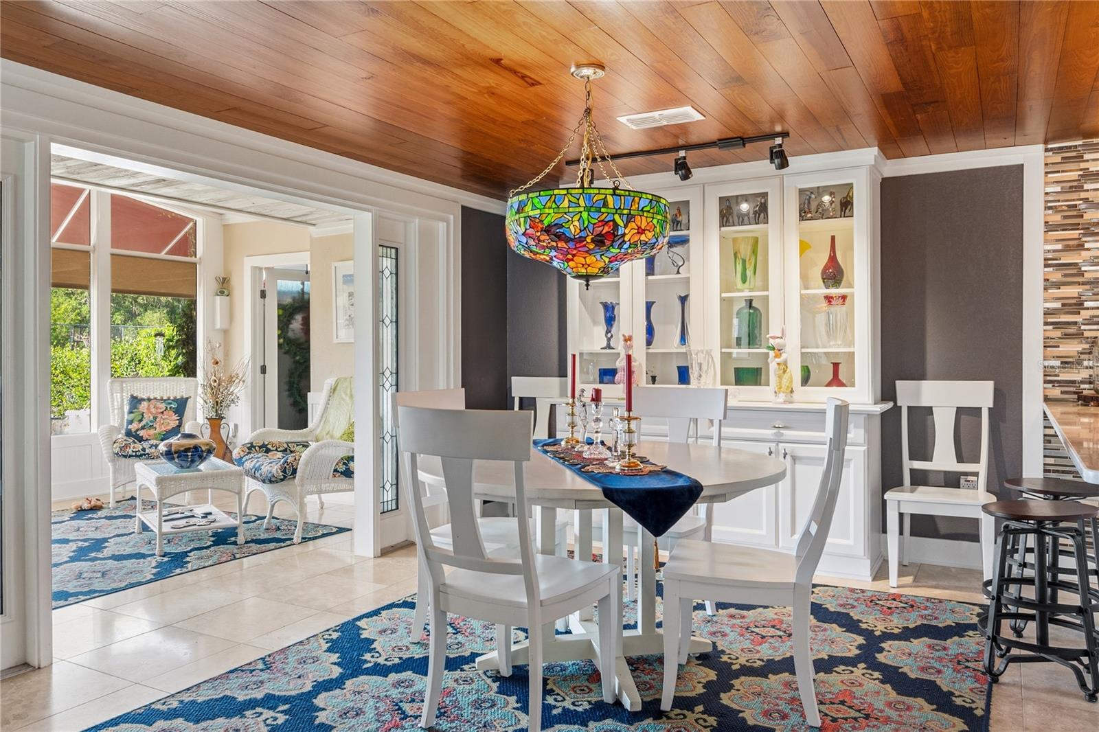 Image 28 of 51 For 4 Casarena Court