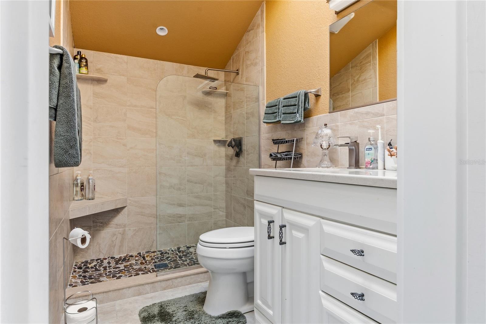 Image 46 of 51 For 4 Casarena Court