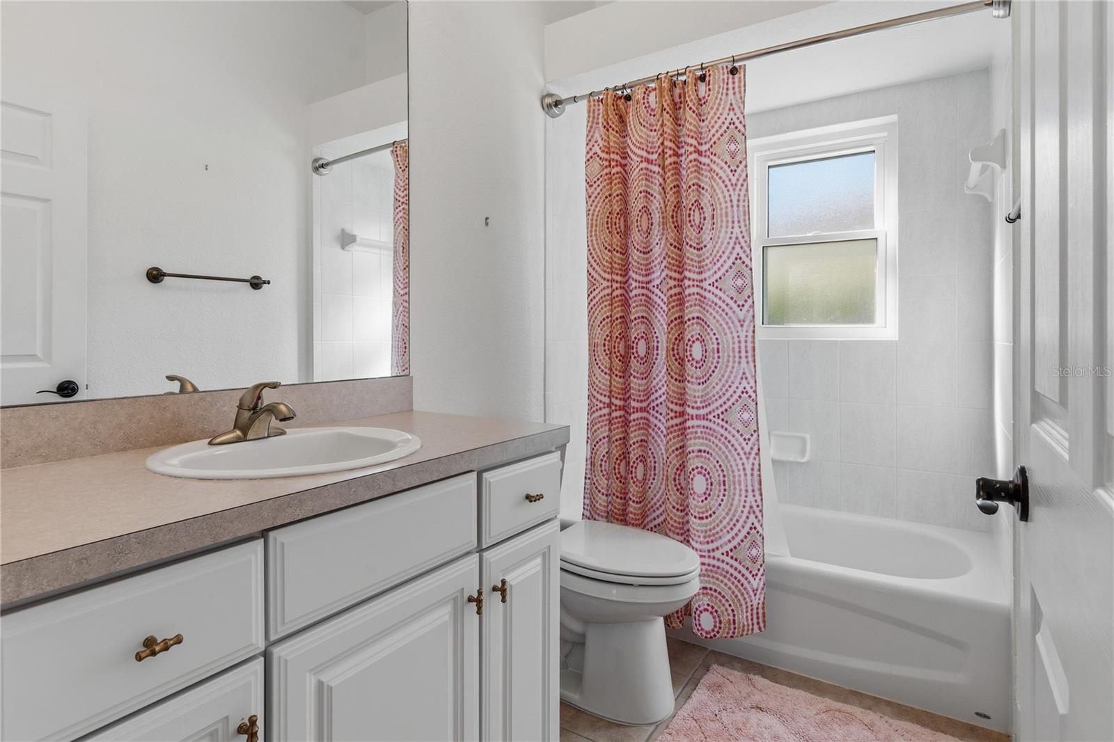 Image 34 of 43 For 220 Ruby Lake Lane