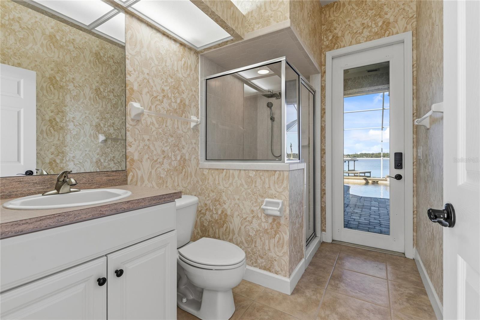 Image 38 of 43 For 220 Ruby Lake Lane