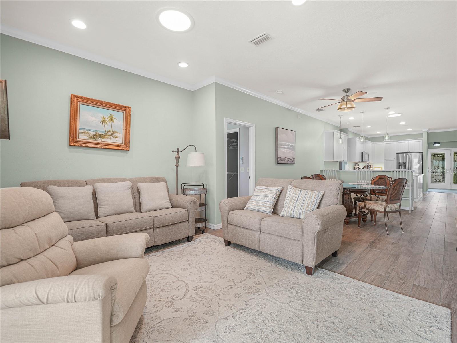 Image 10 of 62 For 4129 Limerick Drive