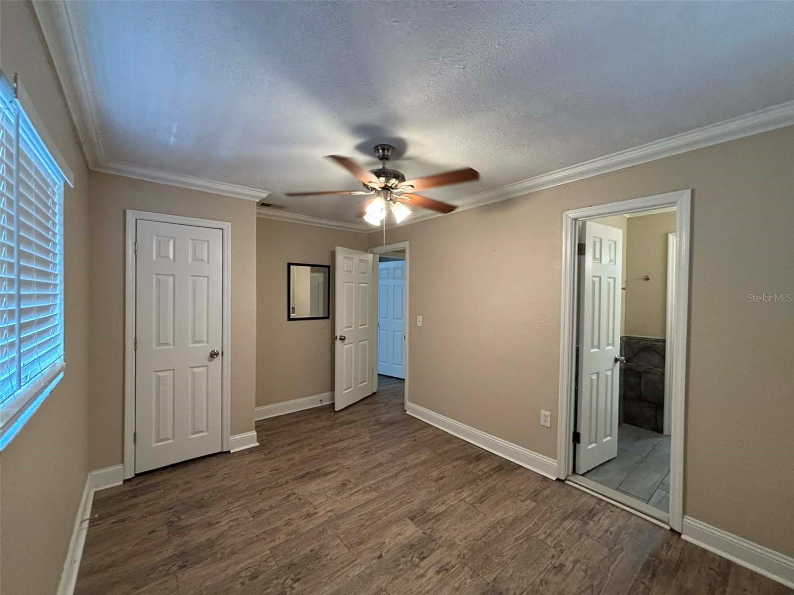 Image 13 of 18 For 606 Holt Circle