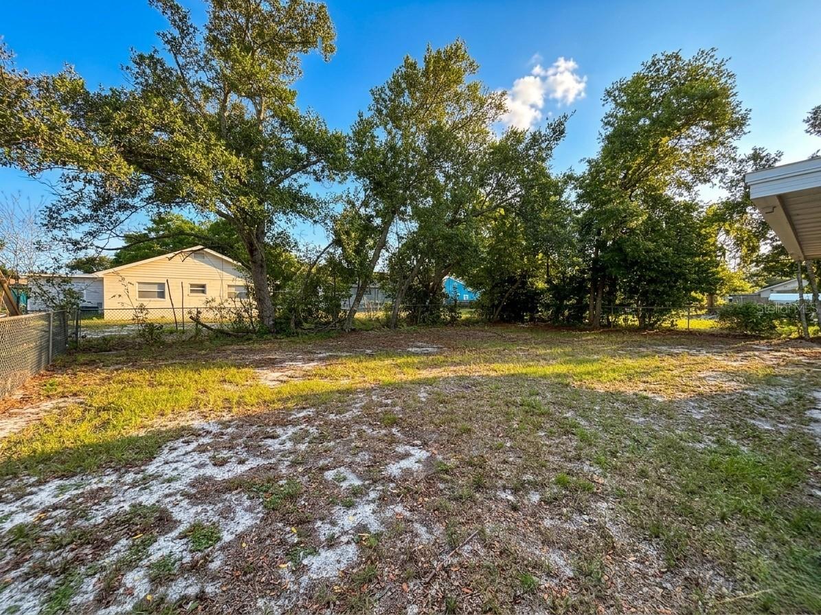 Image 17 of 18 For 606 Holt Circle