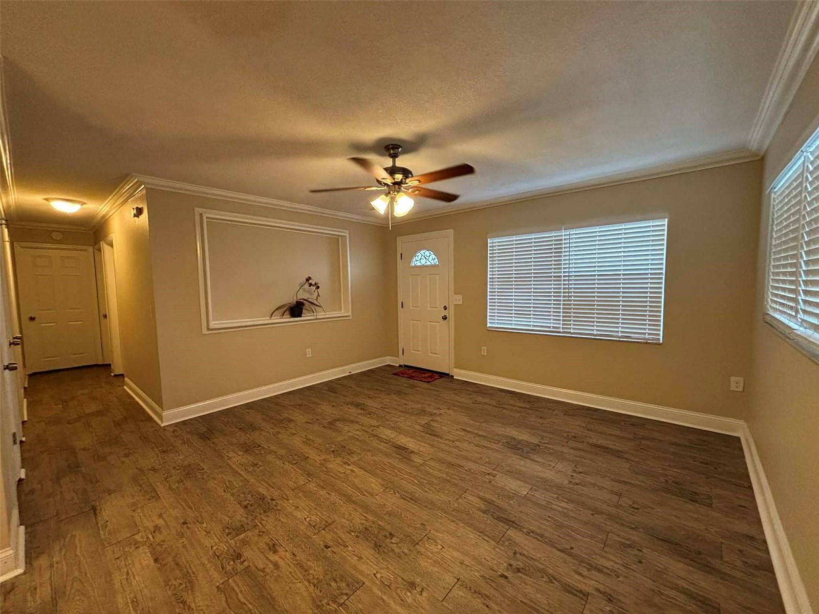 Image 3 of 18 For 606 Holt Circle