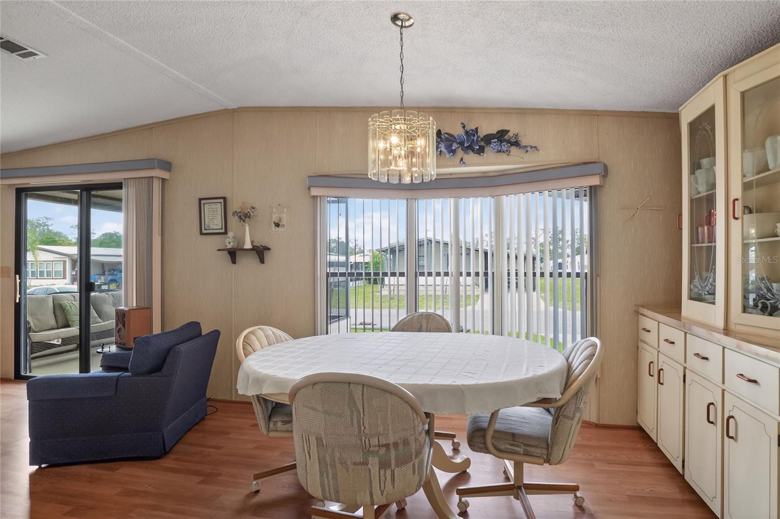 Image 12 of 38 For 6473 Peppertree Path Ne