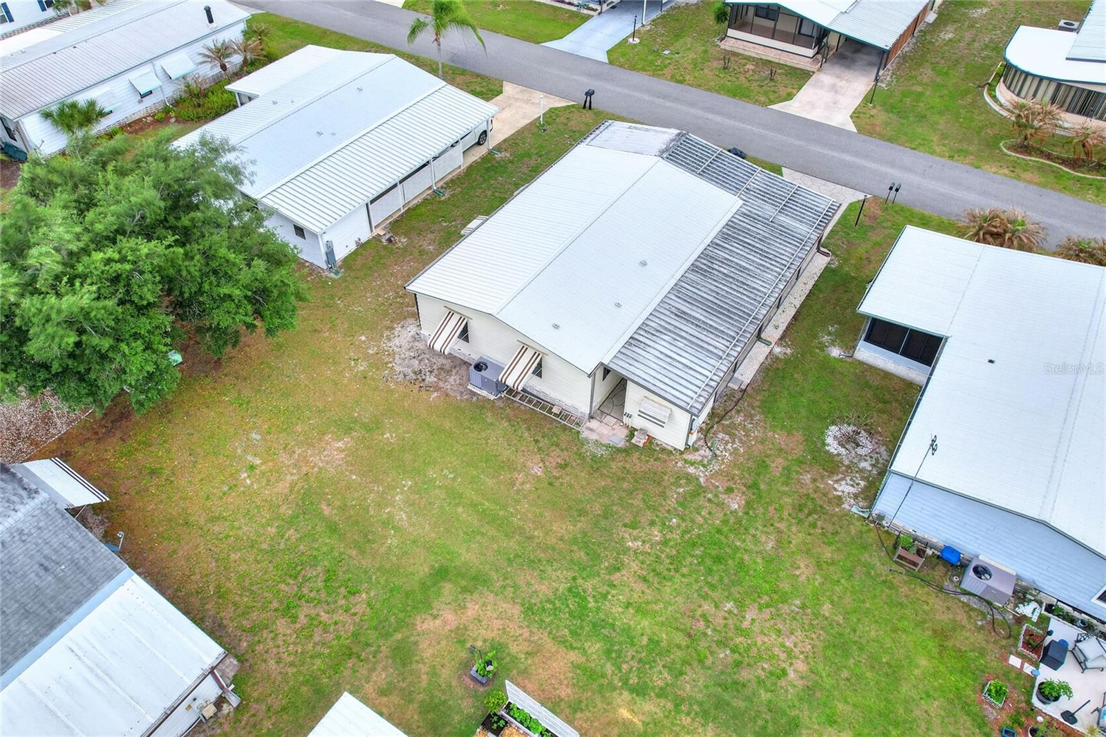 Image 32 of 38 For 6473 Peppertree Path Ne