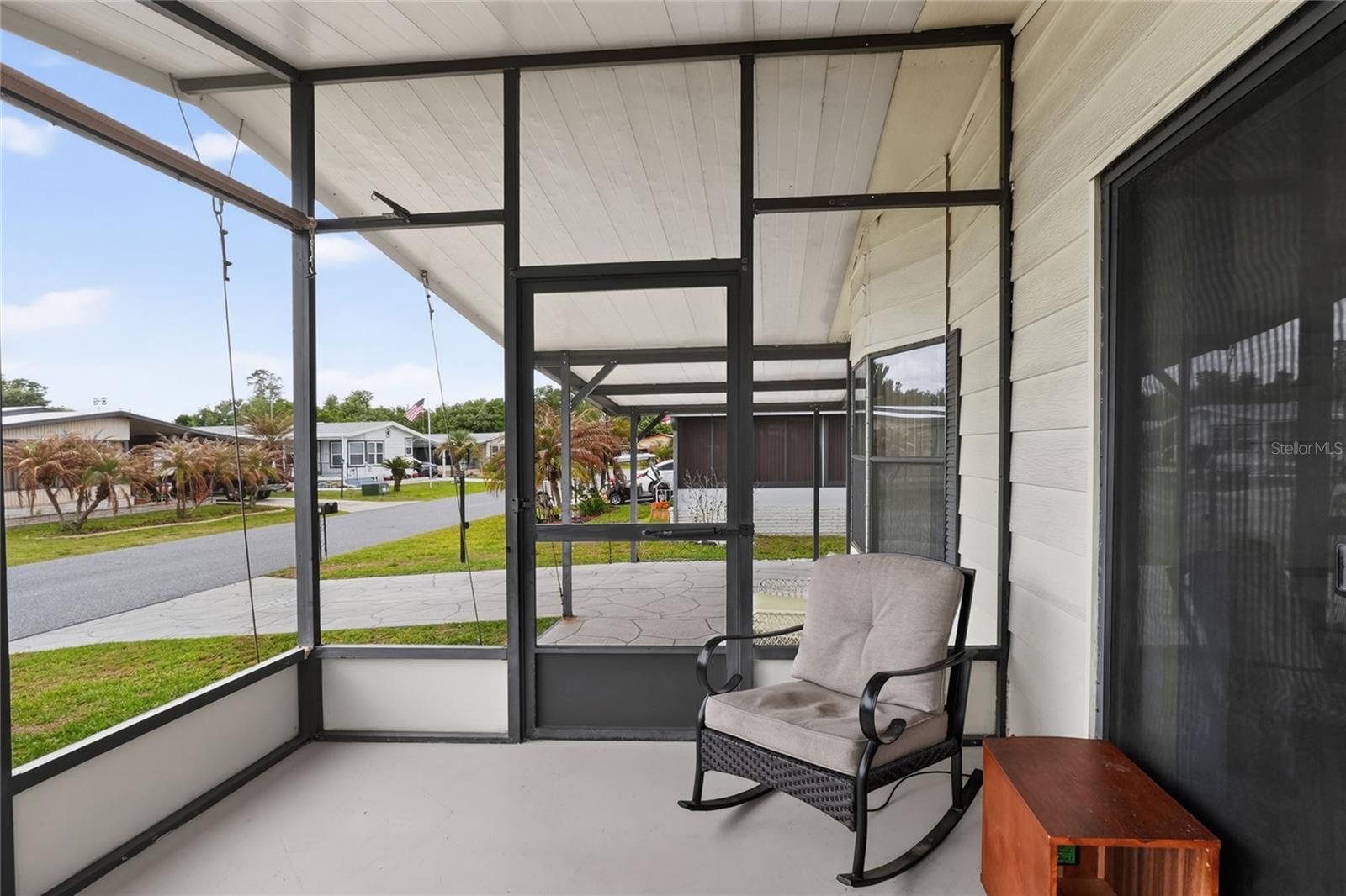 Image 7 of 38 For 6473 Peppertree Path Ne