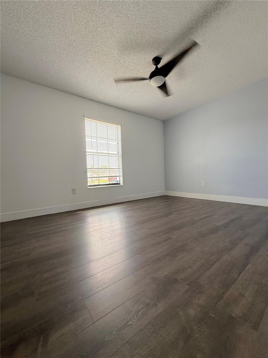 Image 19 of 39 For 1160 Manitoba Street