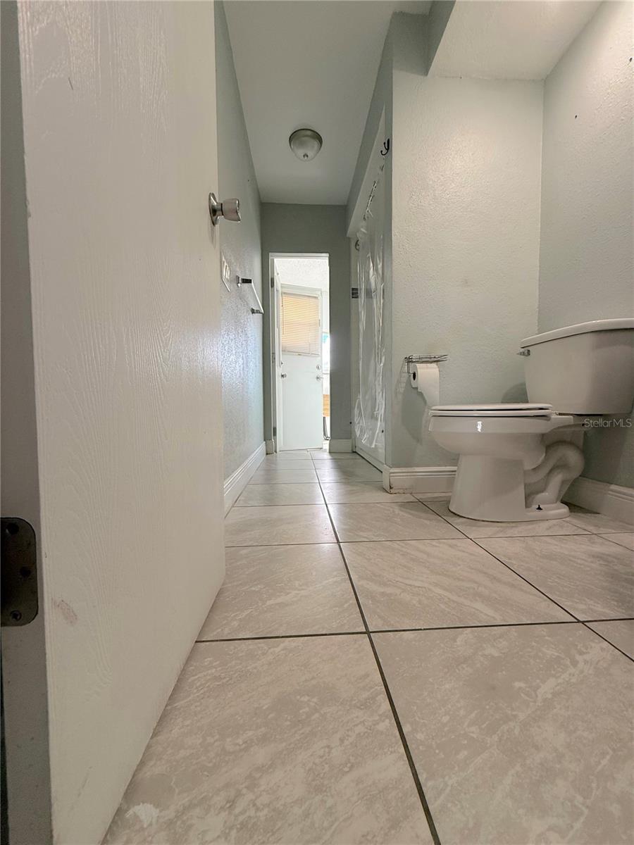 Image 21 of 39 For 1160 Manitoba Street