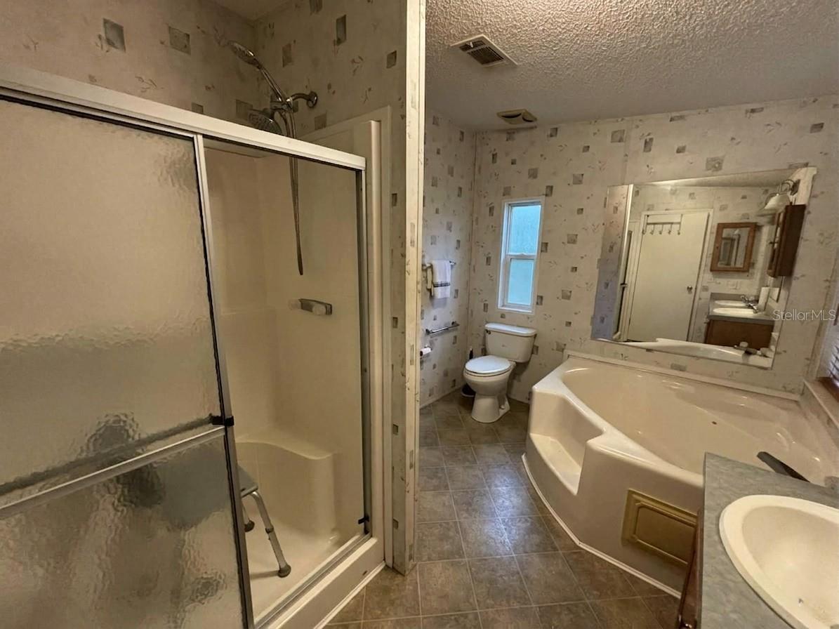 Image 13 of 20 For 5320 Laurel Oak Drive