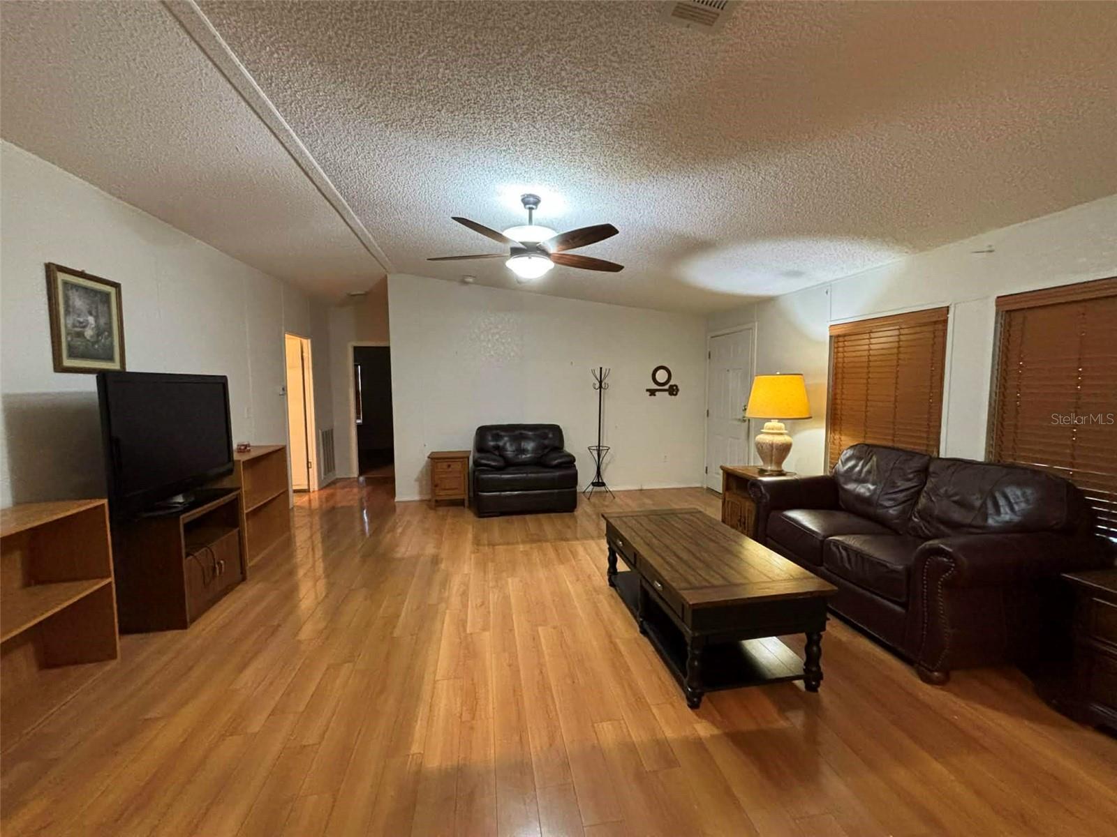 Image 4 of 20 For 5320 Laurel Oak Drive