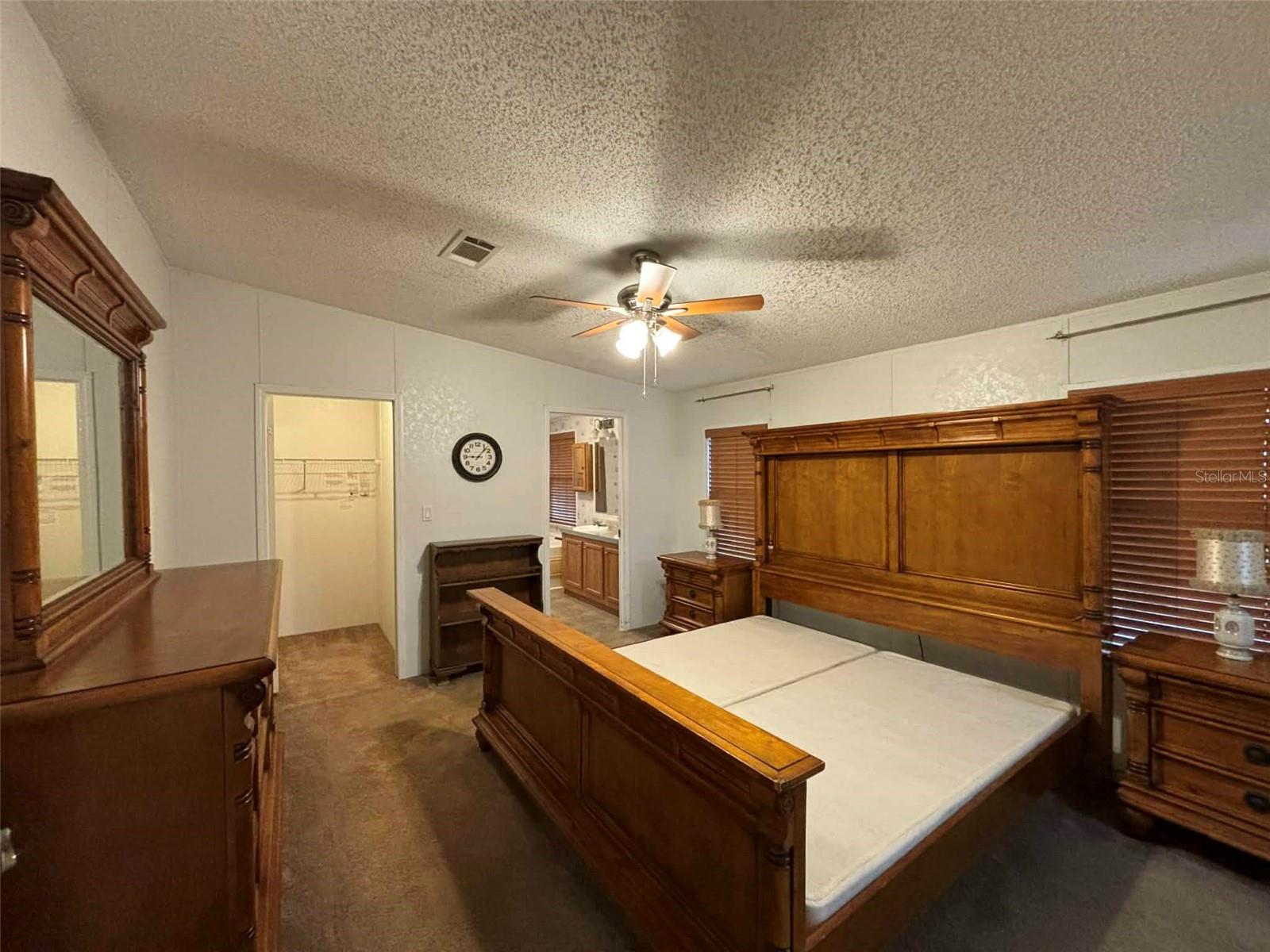 Image 8 of 20 For 5320 Laurel Oak Drive