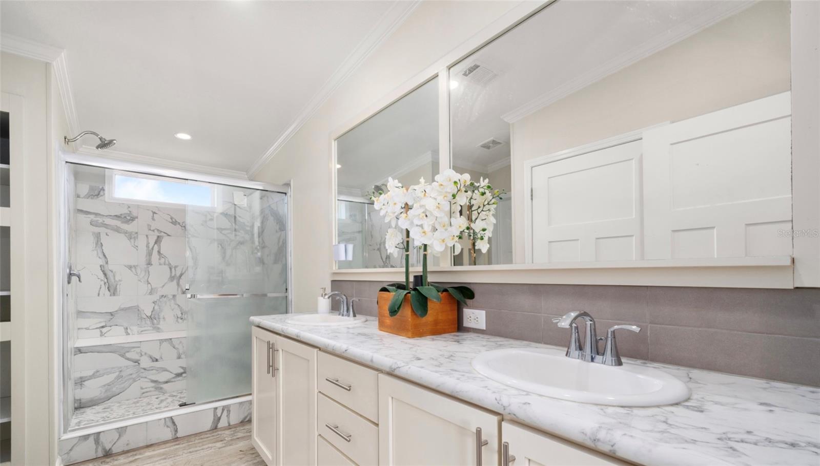 Image 11 of 16 For 2365 Polk Road