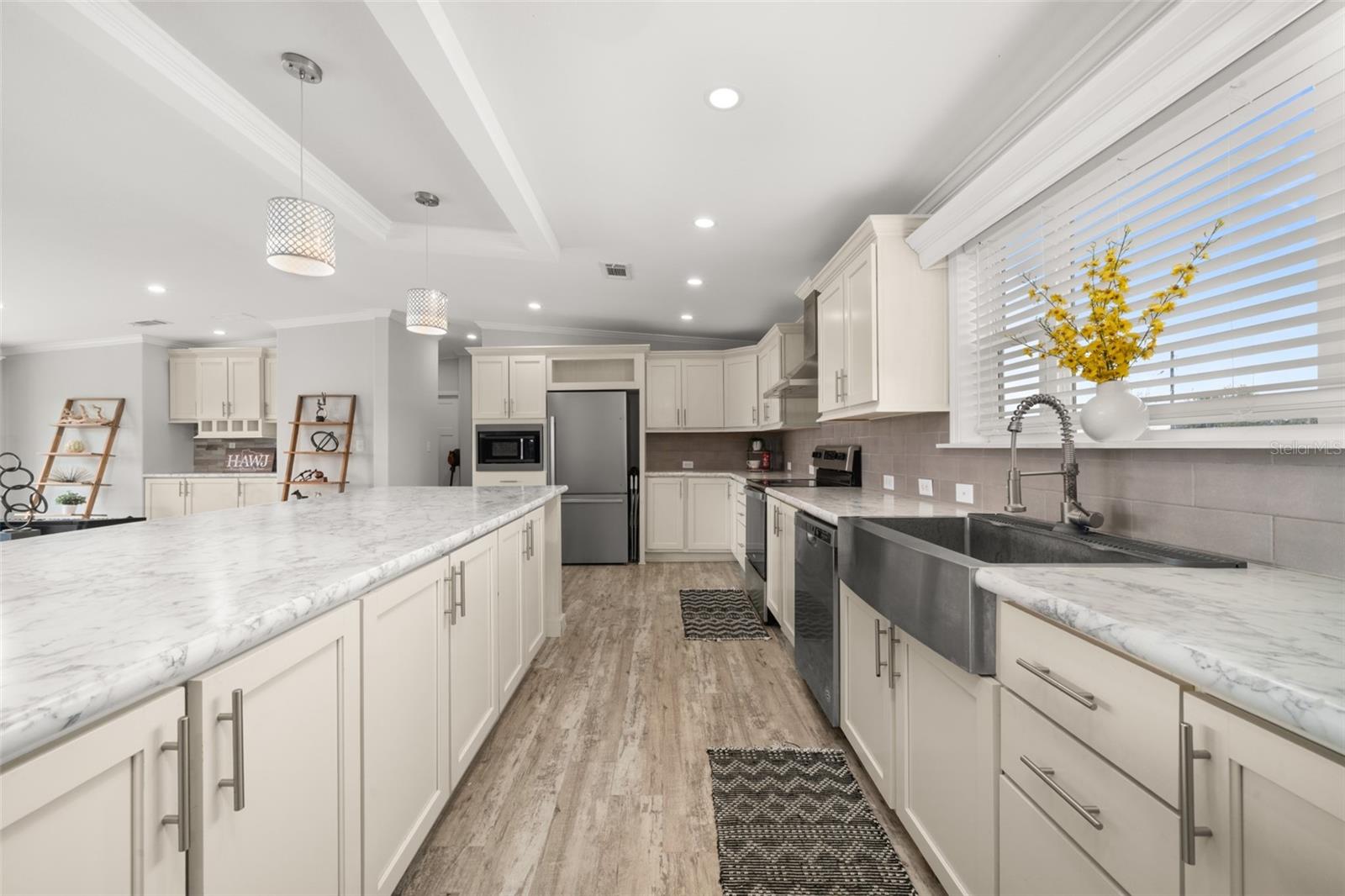 Image 2 of 16 For 2365 Polk Road