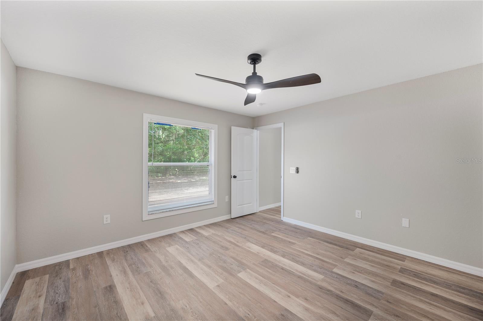 Image 13 of 36 For 5356 Spivey Glen Court