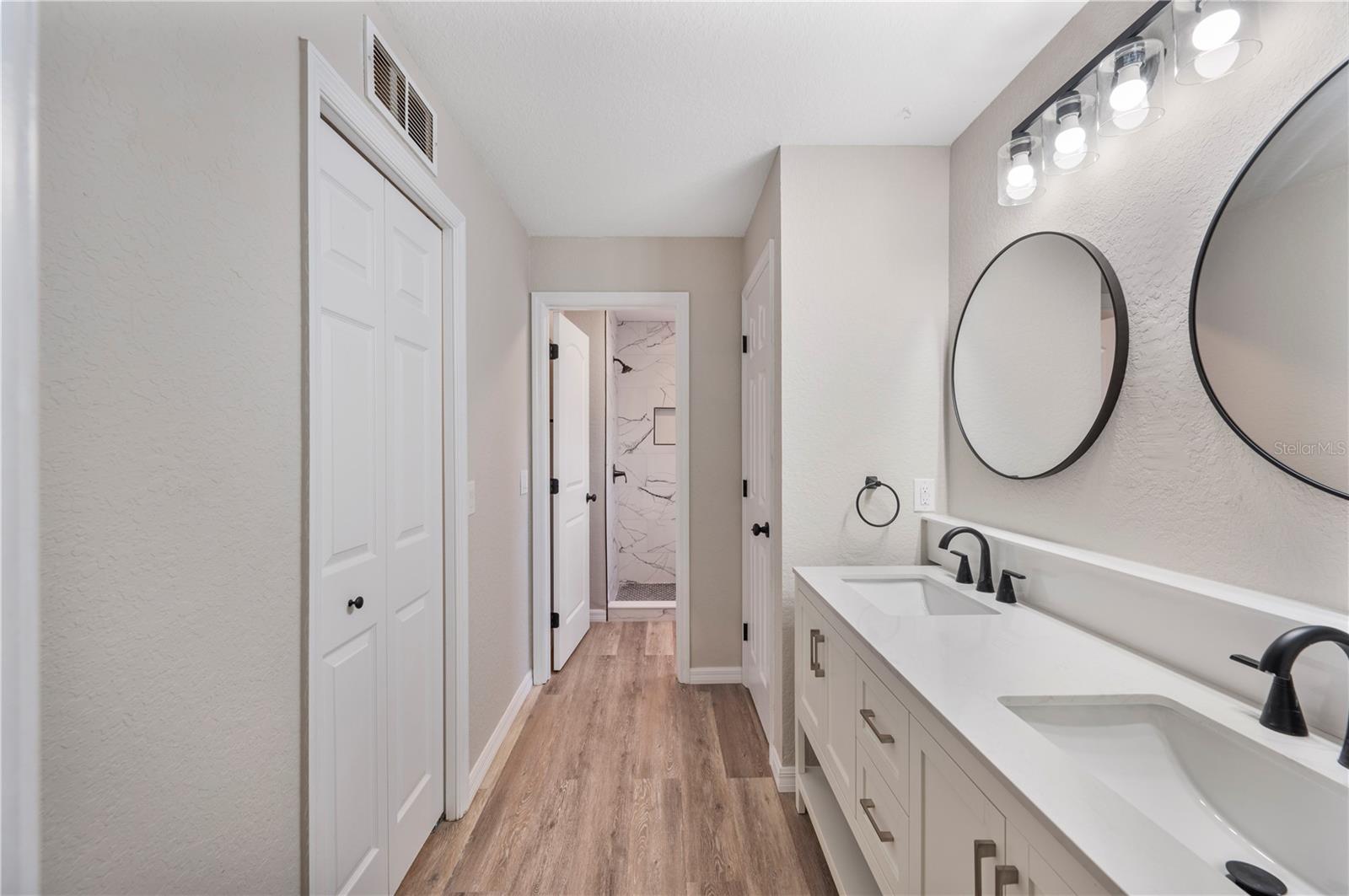 Image 14 of 36 For 5356 Spivey Glen Court