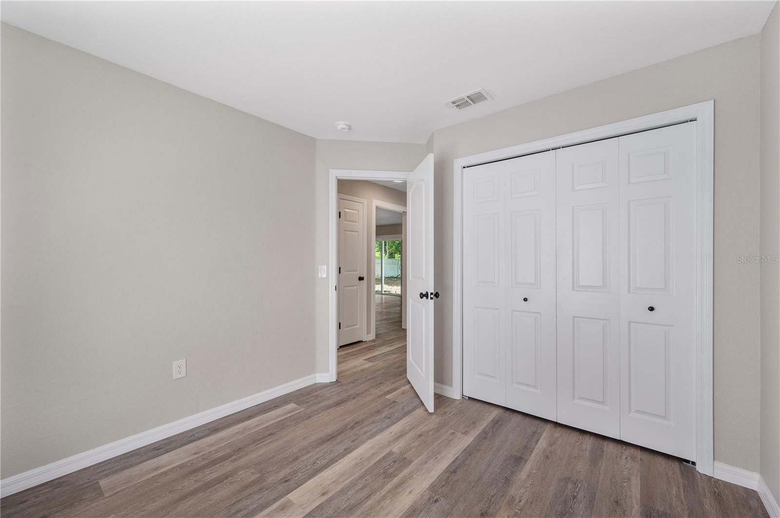 Image 23 of 36 For 5356 Spivey Glen Court