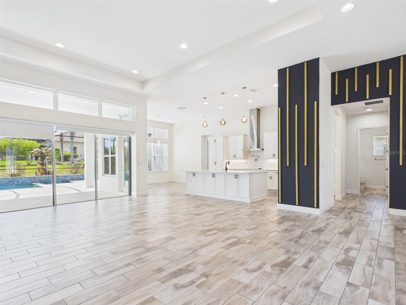 Image 16 of 64 For 13539 Carryback Drive