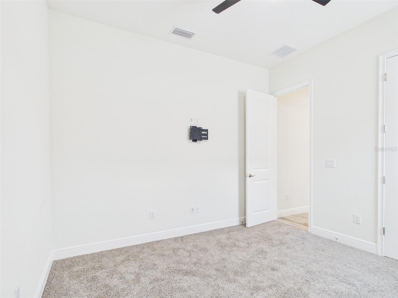 Image 52 of 64 For 13539 Carryback Drive