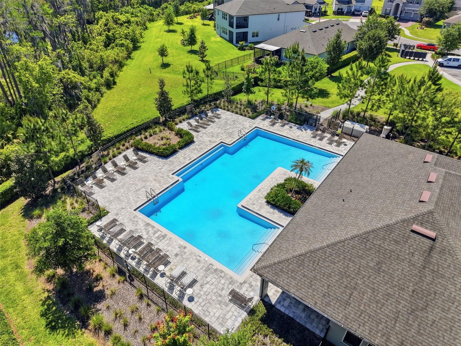 Image 15 of 55 For 16029 Tollington Alley