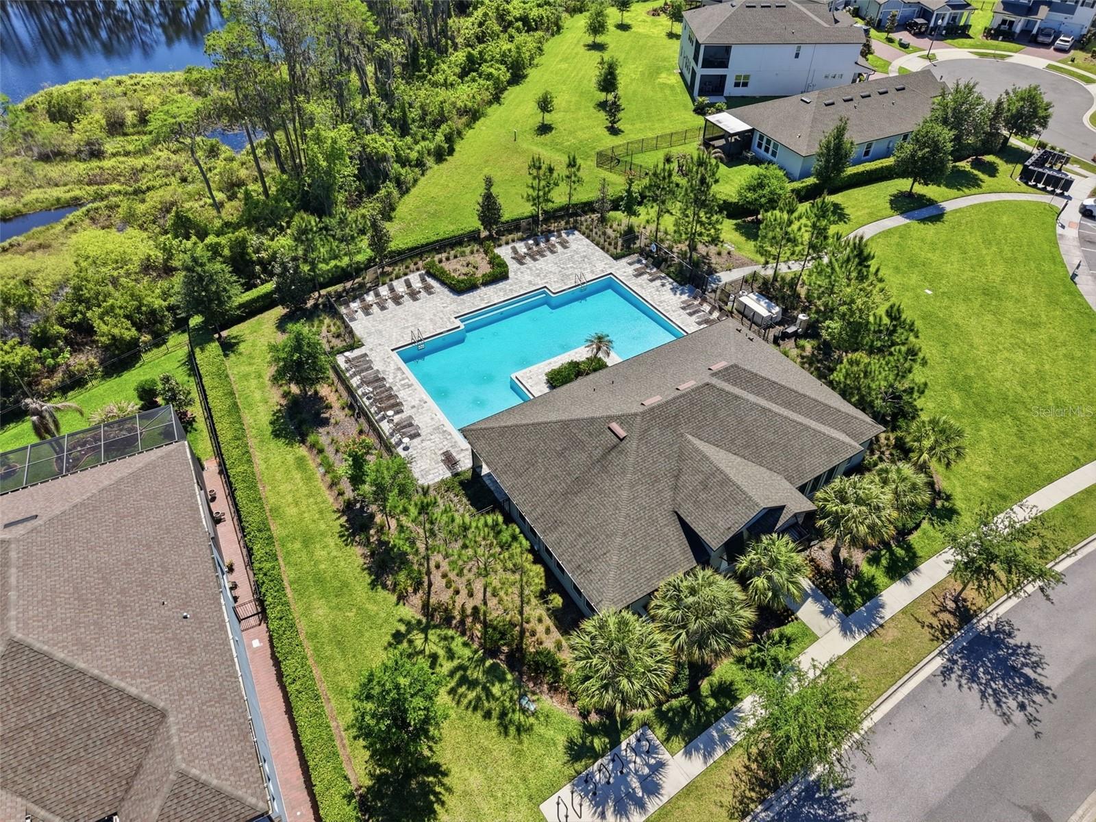 Image 16 of 55 For 16029 Tollington Alley