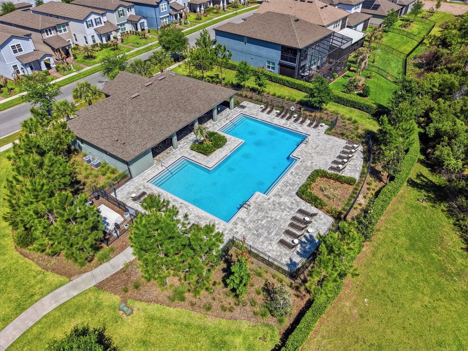 Image 17 of 55 For 16029 Tollington Alley