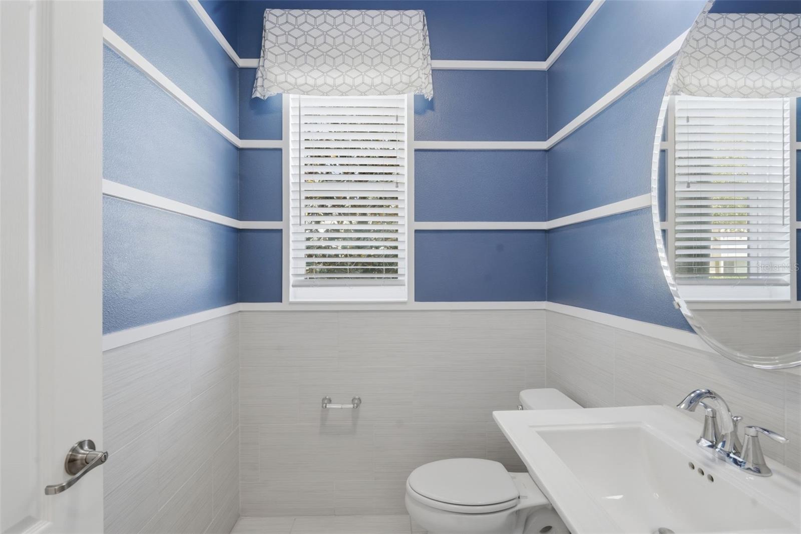 Image 33 of 55 For 16029 Tollington Alley