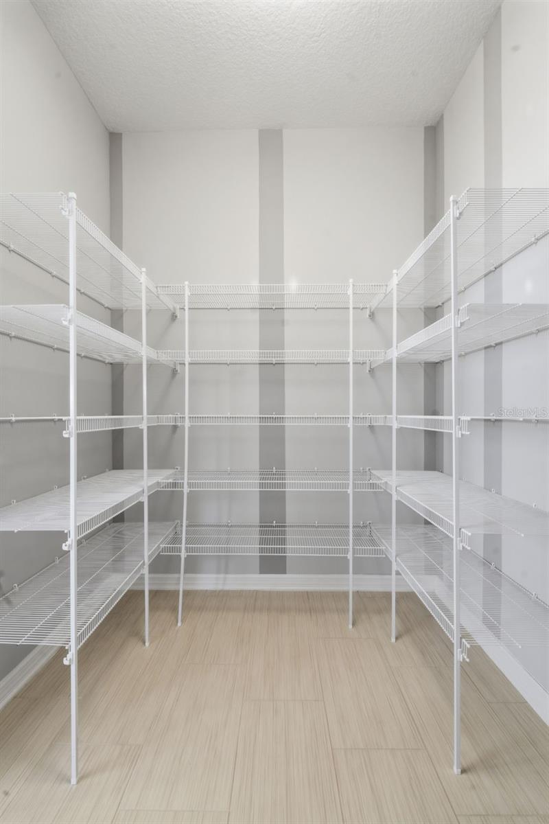 Image 36 of 55 For 16029 Tollington Alley