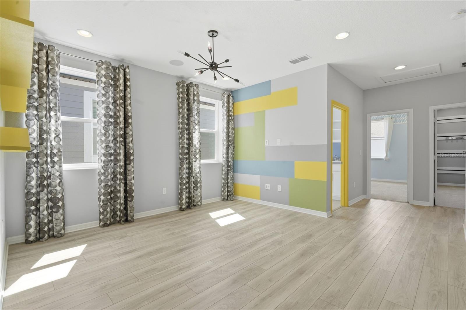 Image 38 of 55 For 16029 Tollington Alley